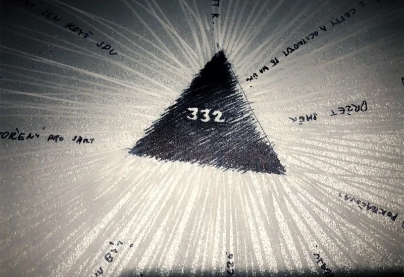 332 — detail 2